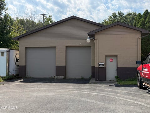 Photo of 129 Ellis Avenue, Findlay, OH 45840 (MLS # 10012998)
