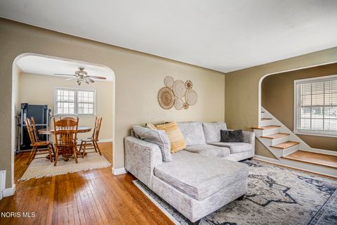 Tiny photo for 515 Mayfair Boulevard, Toledo, OH 43612 (MLS # 10009192)