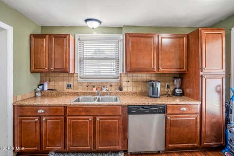 Tiny photo for 515 Mayfair Boulevard, Toledo, OH 43612 (MLS # 10009192)
