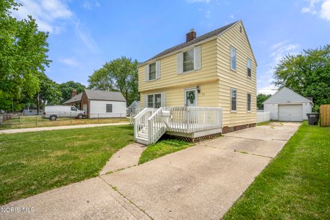 Tiny photo for 515 Mayfair Boulevard, Toledo, OH 43612 (MLS # 10009192)