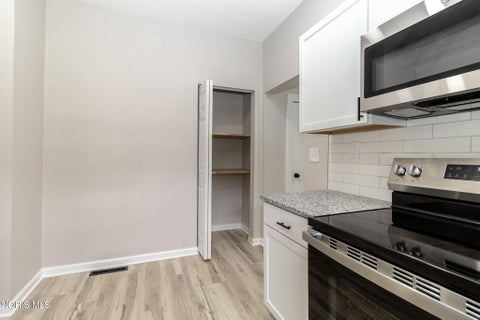 Tiny photo for 5887 Globe Avenue, Toledo, OH 43615 (MLS # 10012841)