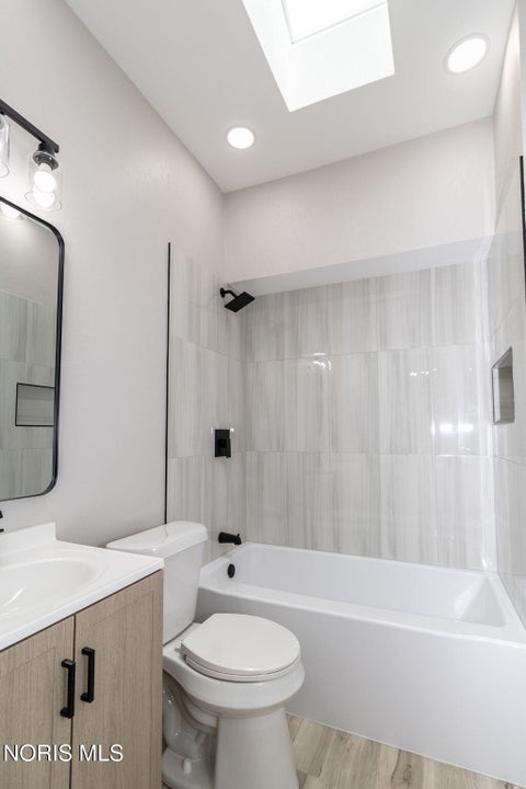 Tiny photo for 5887 Globe Avenue, Toledo, OH 43615 (MLS # 10012841)