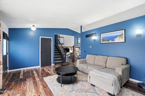Tiny photo for 502 Mckinley Drive, Bowling Green, OH 43402 (MLS # 10009117)