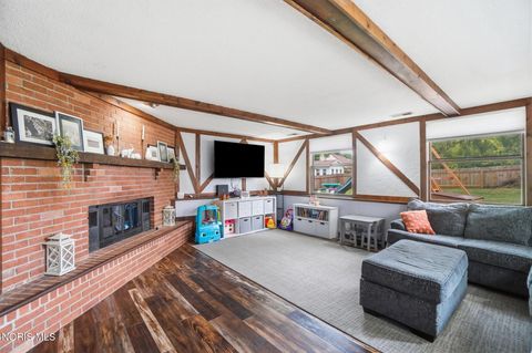 Tiny photo for 502 Mckinley Drive, Bowling Green, OH 43402 (MLS # 10009117)