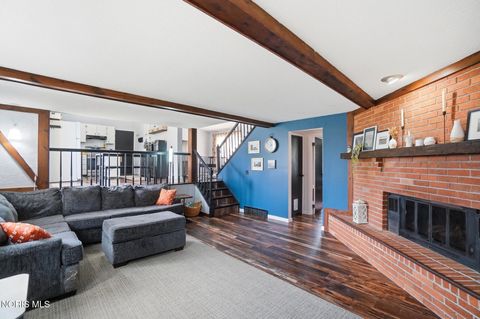 Tiny photo for 502 Mckinley Drive, Bowling Green, OH 43402 (MLS # 10009117)