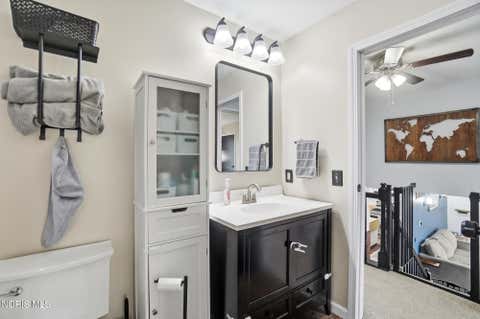 Tiny photo for 502 Mckinley Drive, Bowling Green, OH 43402 (MLS # 10009117)