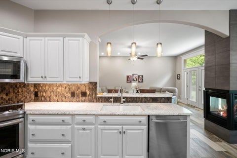 Tiny photo for 3835 Deer Valley Lane, Maumee, OH 43537 (MLS # 10010379)