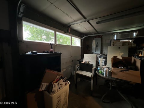 Tiny photo for 139 Oakland Avenue, Findlay, OH 45840 (MLS # 10013390)