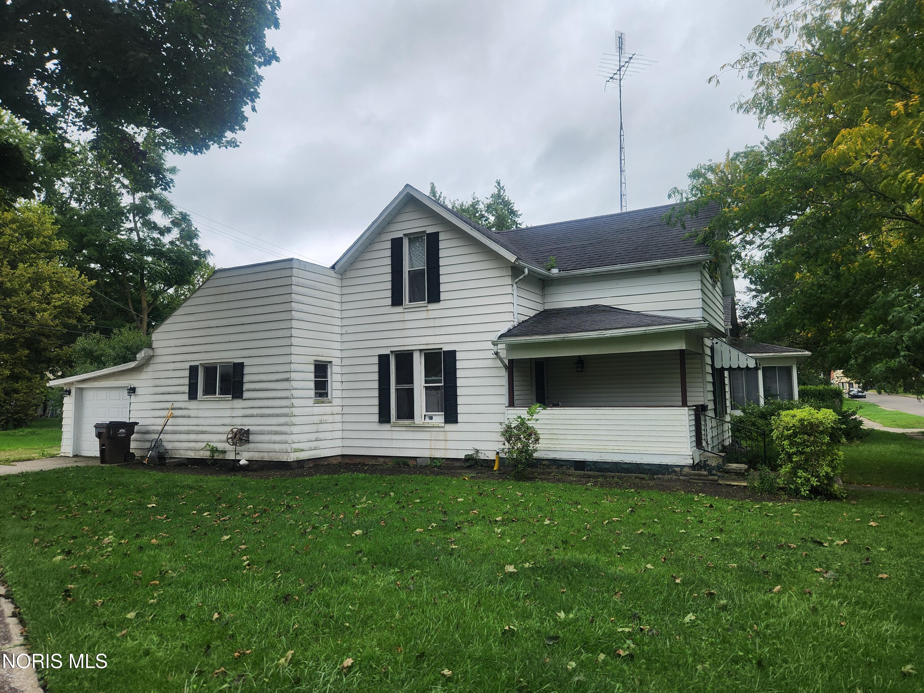401 Summit Street