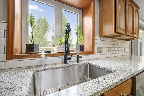 Tiny photo for 7548 Red Pines Drive, Sylvania, OH 43560 (MLS # 10005362)