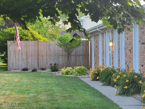 Tiny photo for 325 Auburn Lane, Bryan, OH 43506 (MLS # 10011817)