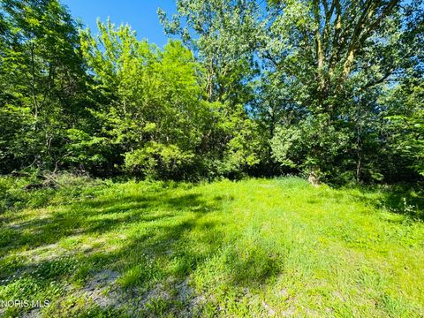 Tiny photo for 100 Poe Road, North Baltimore, OH 45872 (MLS # 10009422)