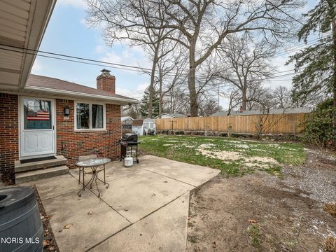 Tiny photo for 4730 Vogel Drive, Toledo, OH 43613 (MLS # 10005226)