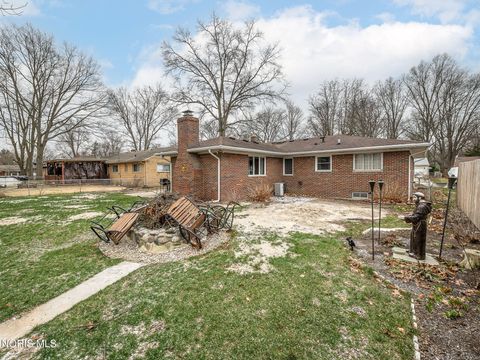 Tiny photo for 4730 Vogel Drive, Toledo, OH 43613 (MLS # 10005226)