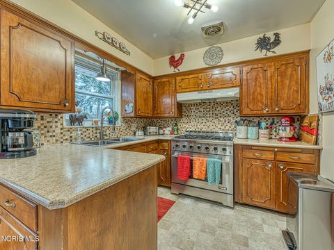 Tiny photo for 4730 Vogel Drive, Toledo, OH 43613 (MLS # 10005226)