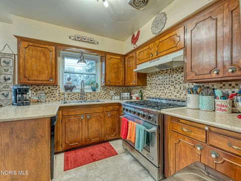 Tiny photo for 4730 Vogel Drive, Toledo, OH 43613 (MLS # 10005226)