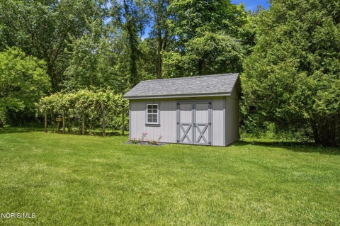 Tiny photo for 2441 Crissey Road, Sylvania, OH 43560 (MLS # 10009824)