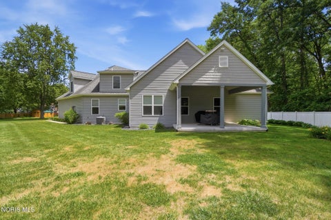 Tiny photo for 2441 Crissey Road, Sylvania, OH 43560 (MLS # 10009824)