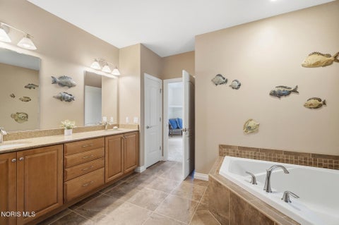 Tiny photo for 2441 Crissey Road, Sylvania, OH 43560 (MLS # 10009824)