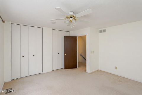 Tiny photo for 5 Olde Orchard Drive, Perrysburg, OH 43551 (MLS # 10004804)