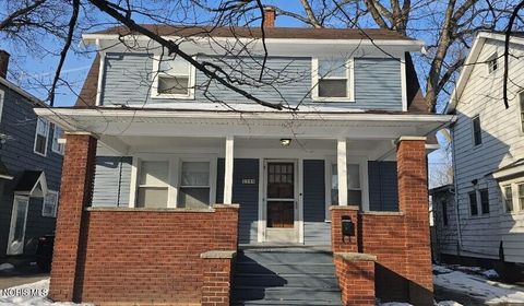 Photo of 2544 Charlestown Avenue, Toledo, OH 43613 (MLS # 10004275)