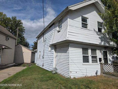 Tiny photo for 5901 Lakeside Avenue, Toledo, OH 43611 (MLS # 10000194)