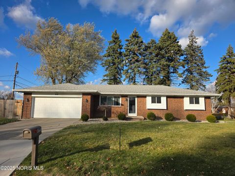 Photo of 858 Athens Road, Oregon, OH 43616 (MLS # 10001471)