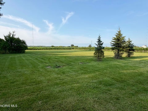 Tiny photo for 6875 Corduroy Road, Oregon, OH 43616 (MLS # 10010597)