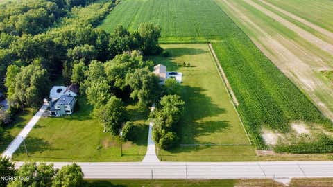 Tiny photo for 6875 Corduroy Road, Oregon, OH 43616 (MLS # 10010597)
