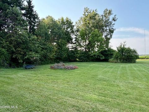 Tiny photo for 6875 Corduroy Road, Oregon, OH 43616 (MLS # 10010597)