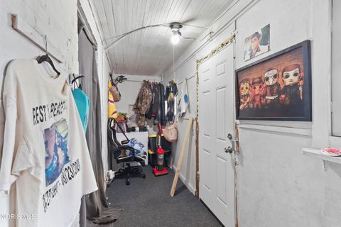 Tiny photo for 2240 Valentine Street, Toledo, OH 43605 (MLS # 10005605)