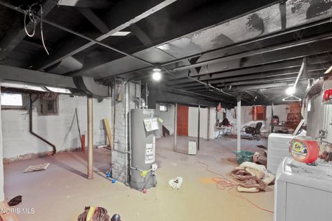 Tiny photo for 2240 Valentine Street, Toledo, OH 43605 (MLS # 10005605)