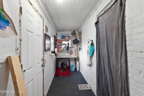 Tiny photo for 2240 Valentine Street, Toledo, OH 43605 (MLS # 10005605)