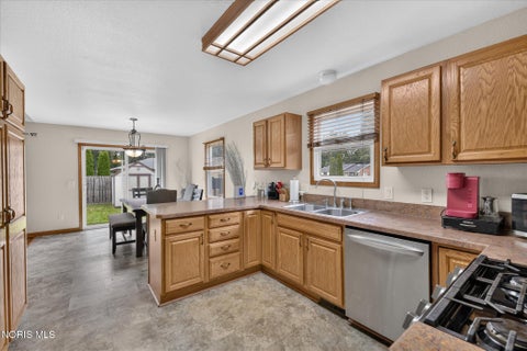 Tiny photo for 514 Highland Creek Court, Holland, OH 43528 (MLS # 10012088)