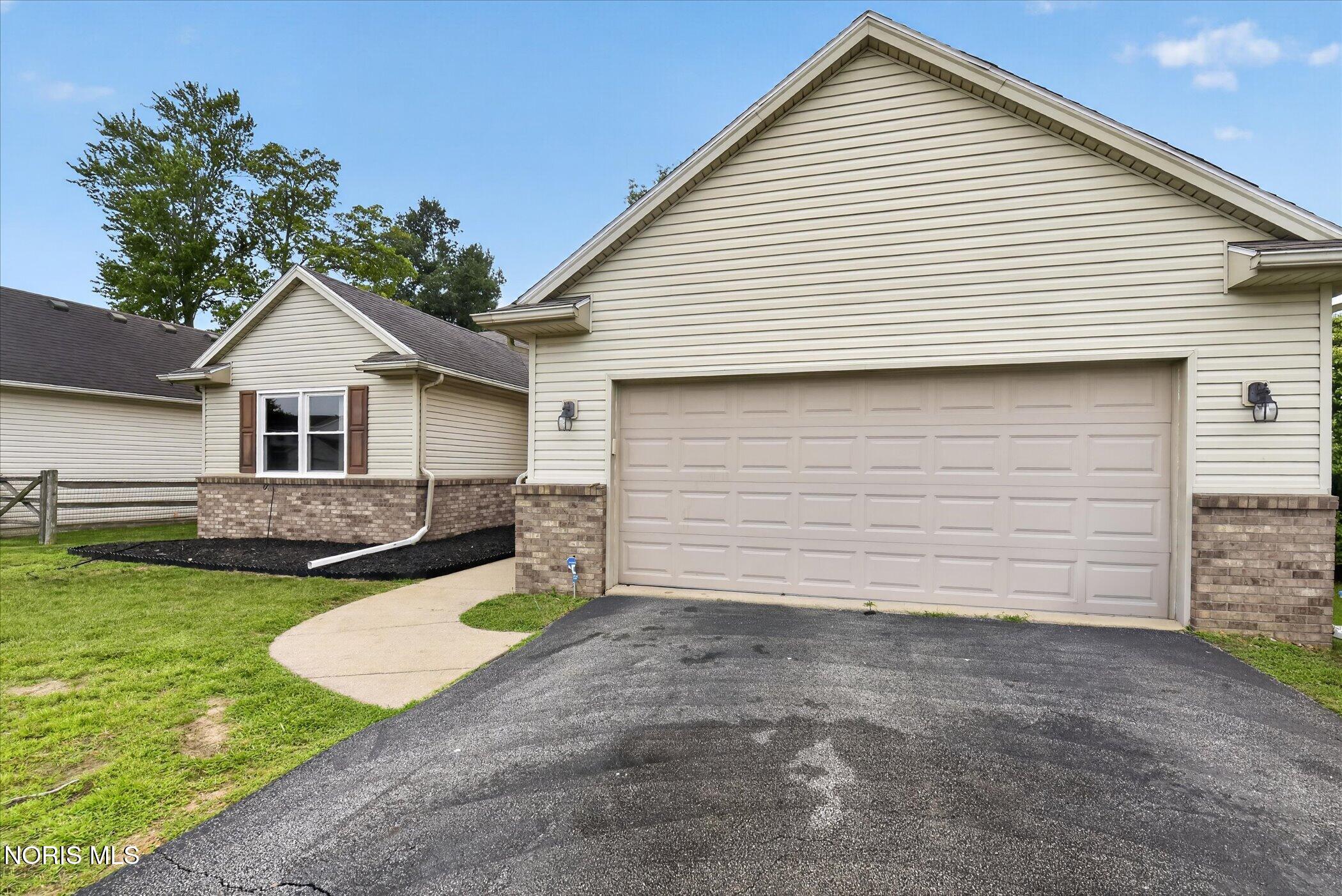 514 Highland Creek Court