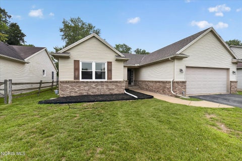 Tiny photo for 514 Highland Creek Court, Holland, OH 43528 (MLS # 10012088)