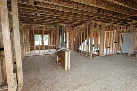 Tiny photo for 2148 Ellen Drive, Holland, OH 43528 (MLS # 10011267)