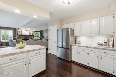 Tiny photo for 4612 W Laskey Road, Toledo, OH 43623 (MLS # 10013926)
