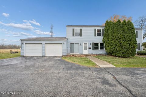 Tiny photo for 3716 Lakepointe Drive, Northwood, OH 43619 (MLS # 10004256)
