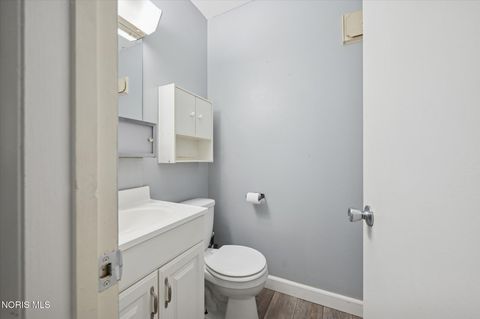 Tiny photo for 3716 Lakepointe Drive, Northwood, OH 43619 (MLS # 10004256)