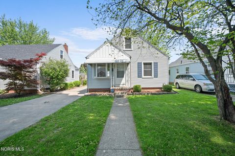 Photo of 2917 123rd Street, Toledo, OH 43611 (MLS # 10007948)