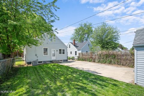 Tiny photo for 2917 123rd Street, Toledo, OH 43611 (MLS # 10007948)