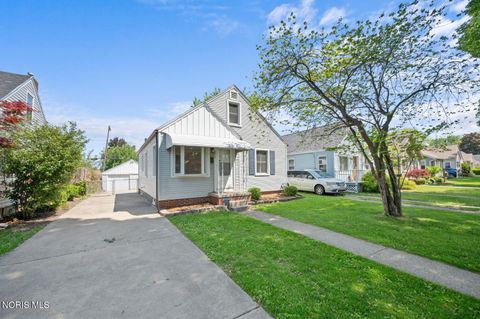 Tiny photo for 2917 123rd Street, Toledo, OH 43611 (MLS # 10007948)