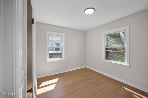 Tiny photo for 2917 123rd Street, Toledo, OH 43611 (MLS # 10007948)