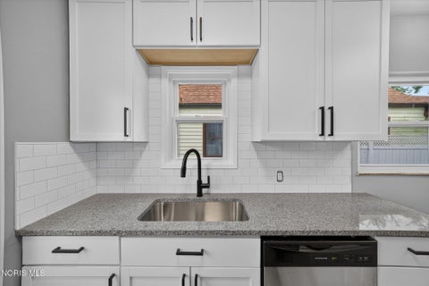 Tiny photo for 4705 Burnham Avenue, Toledo, OH 43612 (MLS # 10014747)