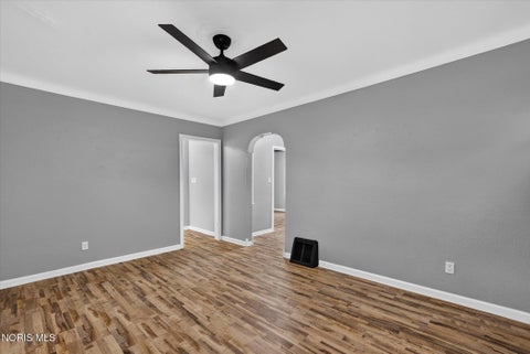 Tiny photo for 4705 Burnham Avenue, Toledo, OH 43612 (MLS # 10014747)