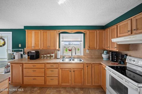 Tiny photo for 18920 County Road 218, Defiance, OH 43512 (MLS # 10003016)