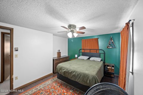 Tiny photo for 18920 County Road 218, Defiance, OH 43512 (MLS # 10003016)