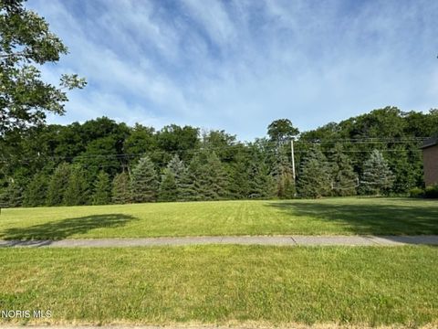 Photo of 0 Meadowview Drive, Findlay, OH 45840 (MLS # 10008927)