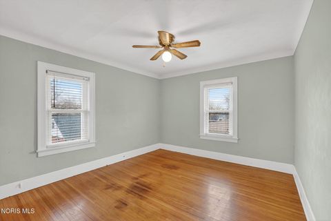 Tiny photo for 5521 304th Street, Toledo, OH 43611 (MLS # 10005432)